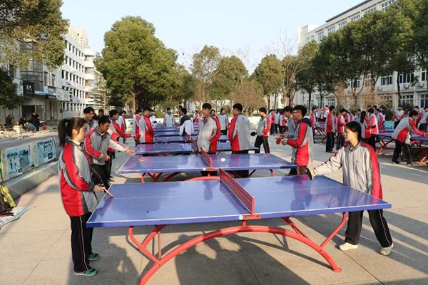 四川職業(yè)技術(shù)學(xué)院進(jìn)行開(kāi)展城鄉(xiāng)黨建結(jié)對(duì)共建