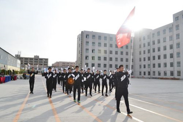 福慧教育基金與志翔職業(yè)技術(shù)學(xué)校校簽定助學(xué)合作協(xié)議