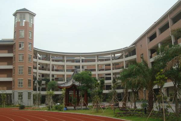 報讀貴州貴陽幼師學(xué)校好處有哪些？