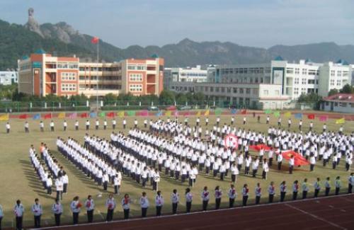 貴州省機(jī)械工業(yè)學(xué)校 貴州省機(jī)械工業(yè)學(xué)校