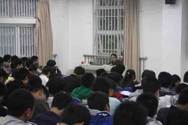 成都職業(yè)技術(shù)學(xué)院2019年房地產(chǎn)經(jīng)營(yíng)與估價(jià)專業(yè)招生