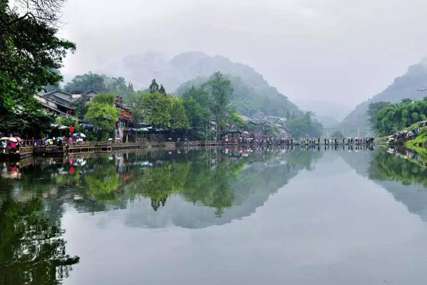 西來(lái)古鎮(zhèn) 西來(lái)古鎮(zhèn)