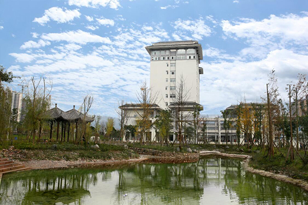 職業(yè)高中 職業(yè)高中