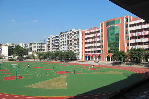 廣安職高學(xué)校