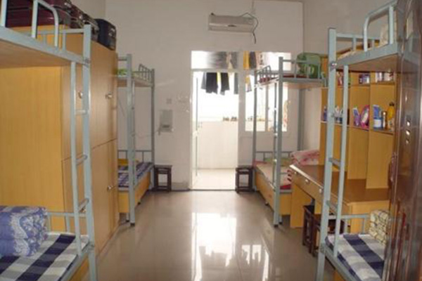 職業(yè)高中 職業(yè)高中