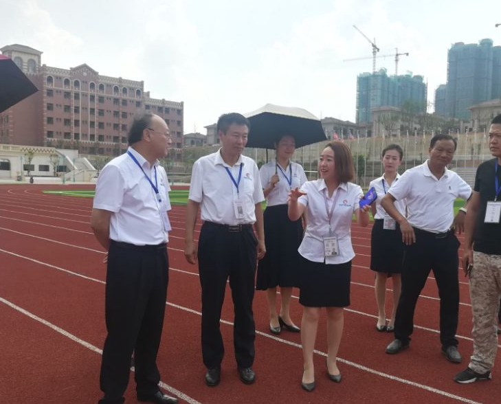 檢查行政樓 檢查行政樓