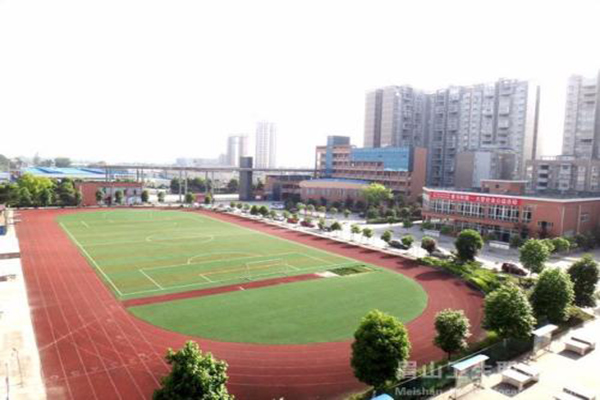 職業(yè)技術學校