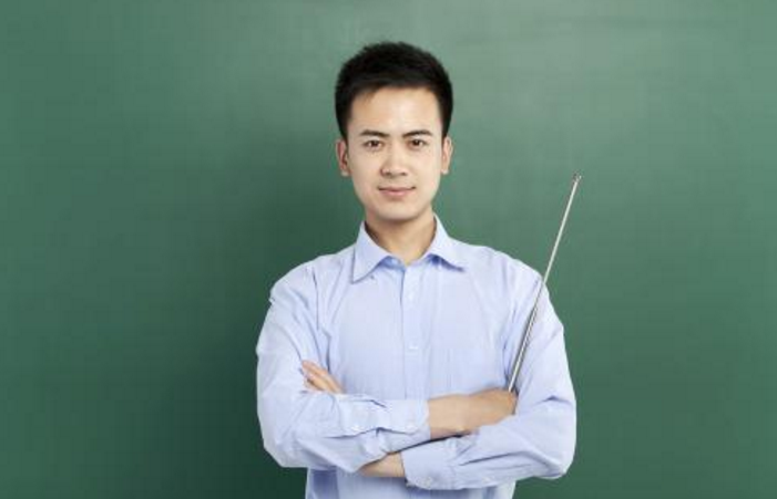 成人中專與普通中專有什么區(qū)別？