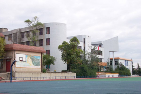 宜賓職業(yè)學(xué)校怎么樣