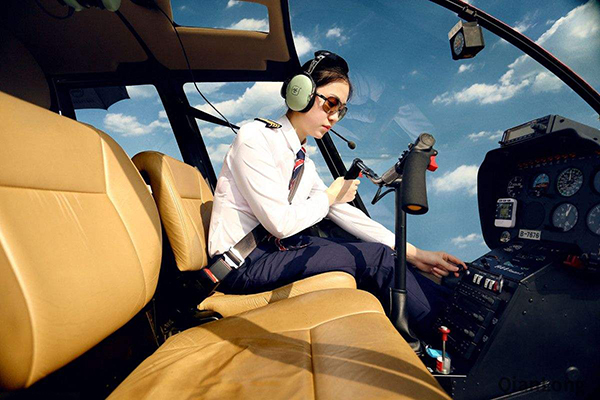 直升機(jī)駕駛技術(shù)專(zhuān)業(yè)