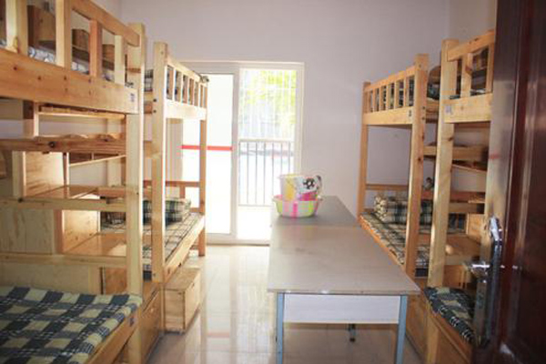 成都機(jī)電工程學(xué)校寢室 成都機(jī)電工程學(xué)校寢室