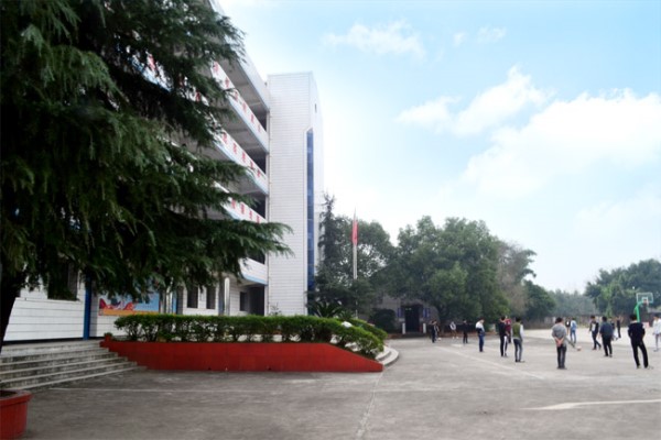 宜賓職業(yè)學校有哪些