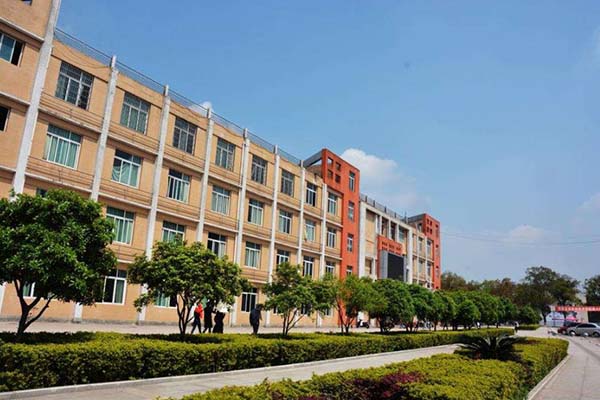 宜賓職高學院 宜賓職高學院