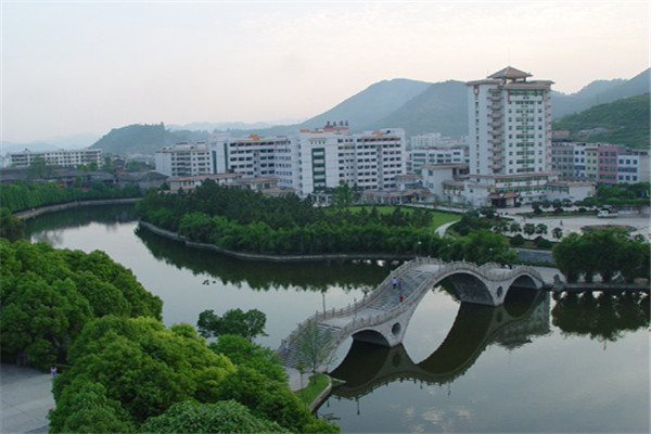 職高學(xué)校有哪些好的專業(yè)