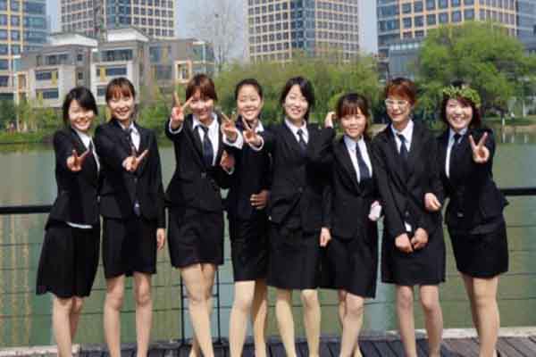 女生去職校讀啥專業(yè)好