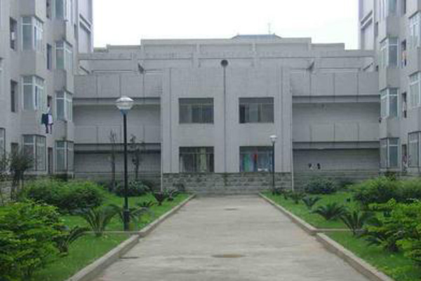 雅安職業(yè)學(xué)校 雅安職業(yè)學(xué)校