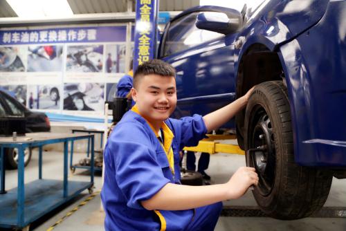 鐵路維修專業(yè)非常適合男生工作