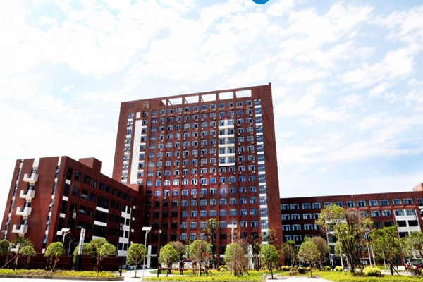 貴州航空工業(yè)技師學(xué)院2019春季招生要求 貴州航空工業(yè)技師學(xué)院2019春季招生要求