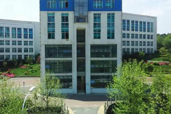 貴州職業(yè)技術(shù)學(xué)院 貴州職業(yè)技術(shù)學(xué)院