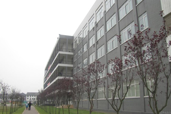 成都職高學(xué)校