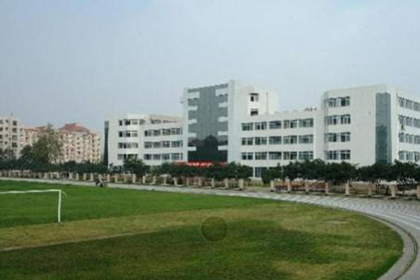 德陽(yáng)職業(yè)學(xué)校 德陽(yáng)職業(yè)學(xué)校