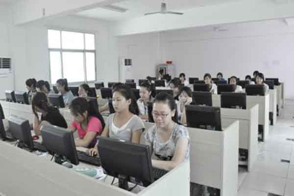 在技校學什么專業(yè)好