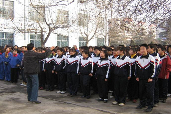 職高學(xué)校單招順利完成