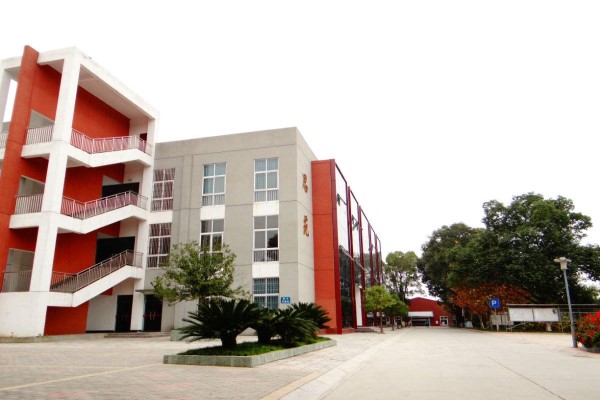 綿陽職業(yè)技術學校怎么樣
