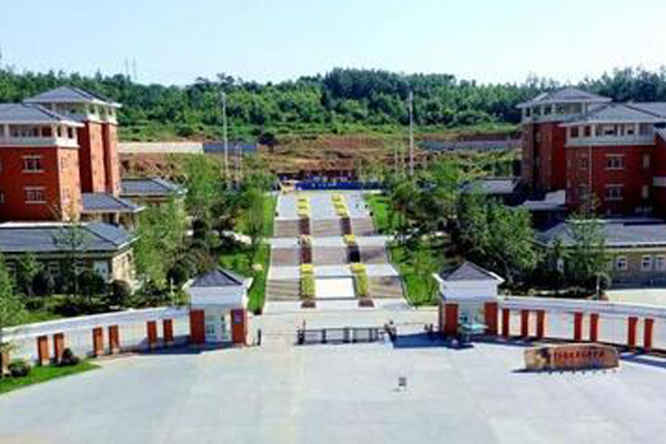 綿陽職業(yè)學(xué)校 綿陽職業(yè)學(xué)校